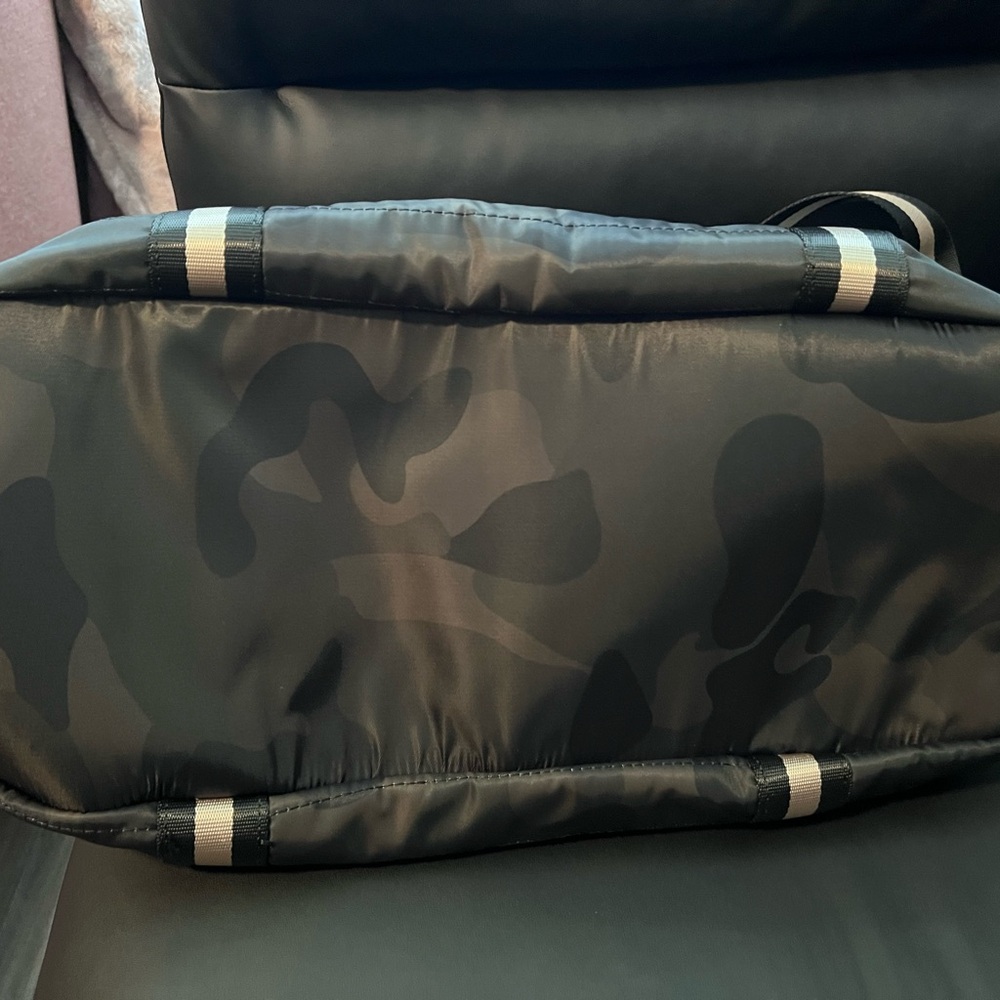 Overnight/Weekend Bag - Picture 3 of 4